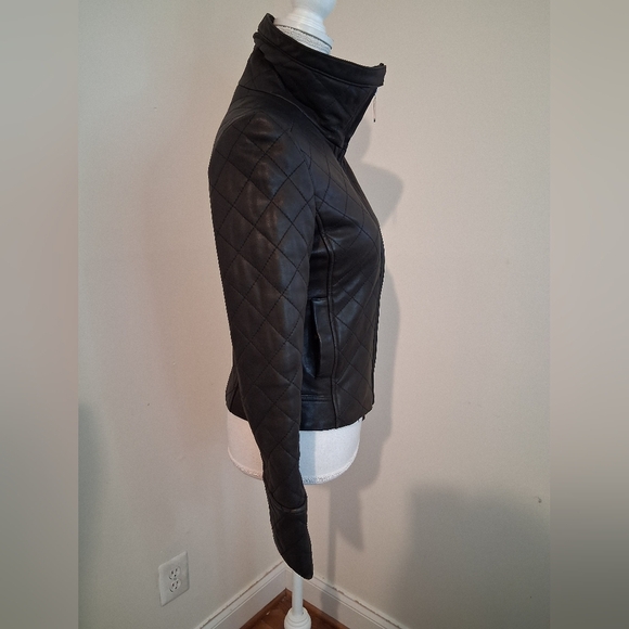 Doma Genuine Leather Quilted Bomber Jacket Size Small - Picture 3 of 10